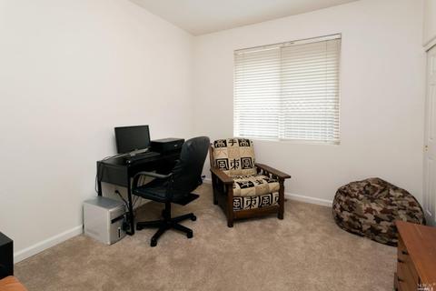 178 Fulton Pl, Windsor, CA 95492 photo 11