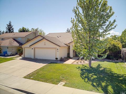 525 Pheasant Run Dr, Dixon, CA 95620 photo 2