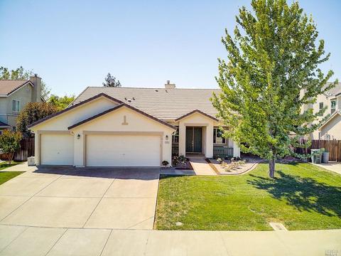 525 Pheasant Run Dr, Dixon, CA 95620 photo 1