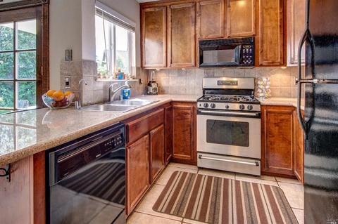 1904 Enterprise Ct, Fairfield, CA 94533 photo 13