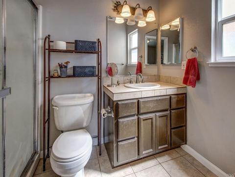 1904 Enterprise Ct, Fairfield, CA 94533 photo 16