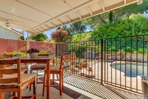 253 Regents Park Dr, Vallejo, CA 94591 photo 4