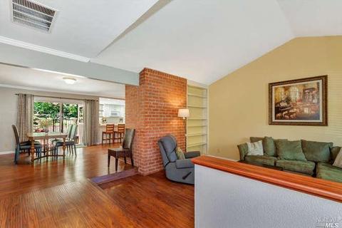 253 Regents Park Dr, Vallejo, CA 94591 photo 9