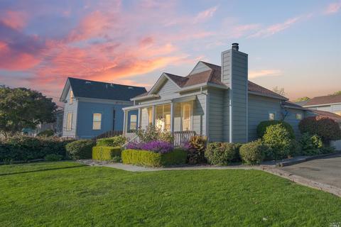 607 7th St, Petaluma, CA 94952 photo 2
