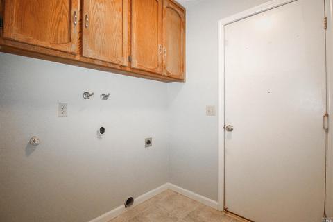 396 Robert Rd, Vacaville, CA 95687 photo 22