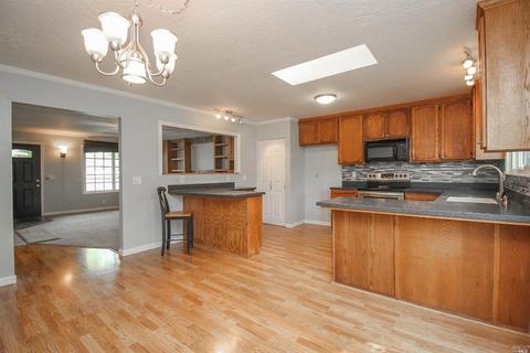 396 Robert Rd, Vacaville, CA 95687 photo 14