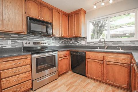 396 Robert Rd, Vacaville, CA 95687 photo 15