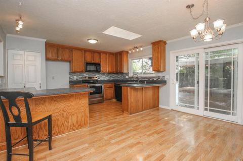 396 Robert Rd, Vacaville, CA 95687 photo 13