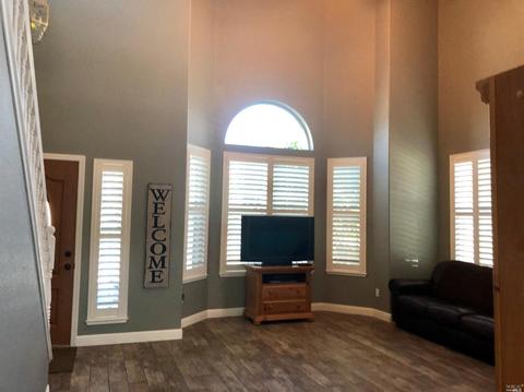 280 Lynd Way, Dixon, CA 95620 photo 4