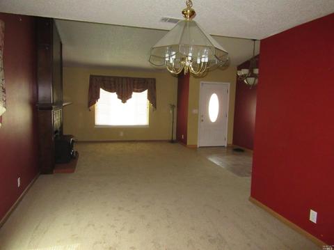 145 Evelyn Cir, Vallejo, CA 94589 photo 4