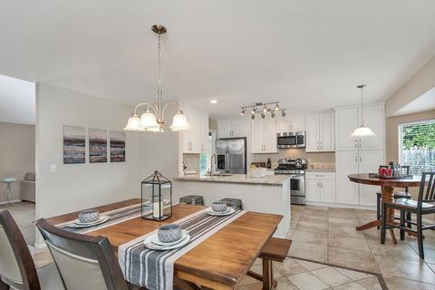 102 Keyt Way, Cotati, CA 94931 photo 2