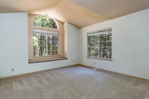 23900 Primrose Ln, Willits, CA 95490 photo 4