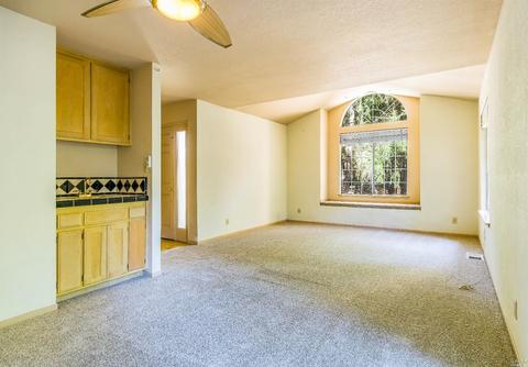23900 Primrose Ln, Willits, CA 95490 photo 6