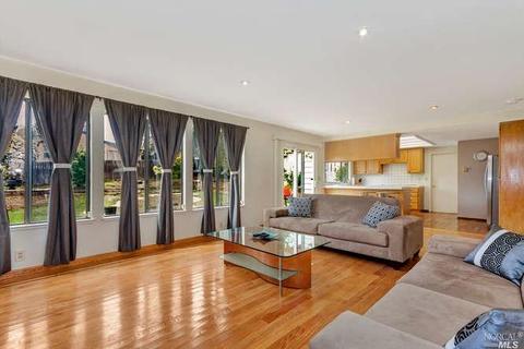815 Glen Cove Rd, Vallejo, CA 94591 photo 4