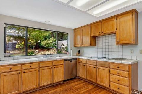 815 Glen Cove Rd, Vallejo, CA 94591 photo 6