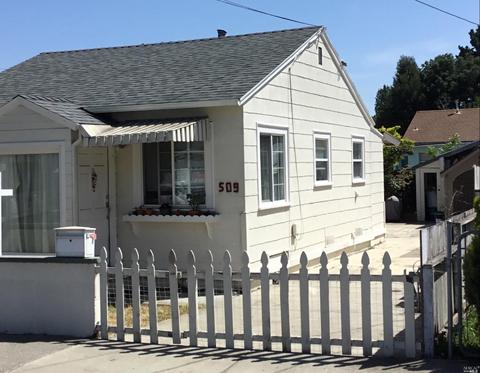 509 6th St, Rodeo, CA 94572 photo 2