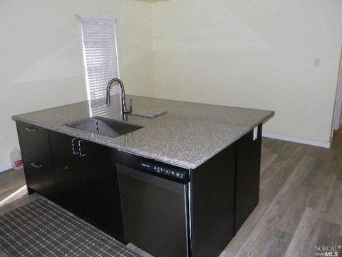 605 Ridge Ave, Vallejo, CA 94591 photo 4