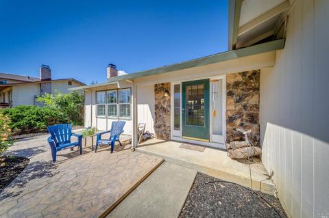 413 Corte Majorca, Vacaville, CA 95688 photo 4