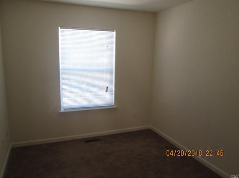 300 Locust Dr #30, Vallejo, CA 94591 photo 10