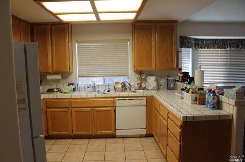 2265 Garnet Dr, Vallejo, CA 94591 photo 3