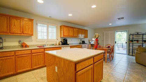 1108 Echo Hills Ct, Fairfield, CA 94533 photo 5