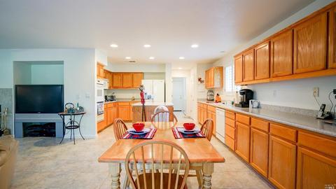 1108 Echo Hills Ct, Fairfield, CA 94533 photo 7