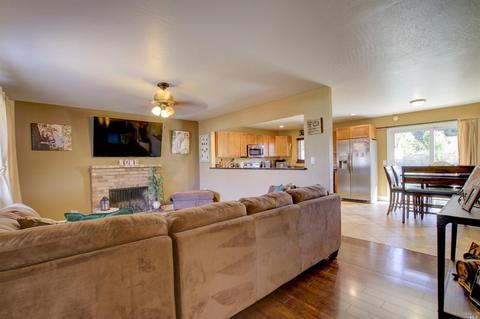 403 Chelan Dr, Vacaville, CA 95687 photo 5
