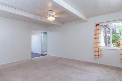 102 Luna Dr, Vallejo, CA 94591 photo 5