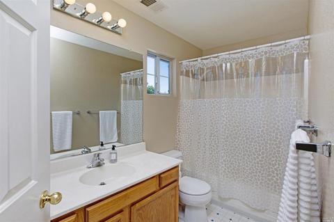 2060 Devonshire Dr, Napa, CA 94558 photo 15