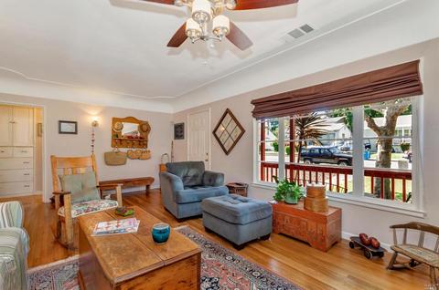 210 Viewmont Ave, Vallejo, CA 94590 photo 3