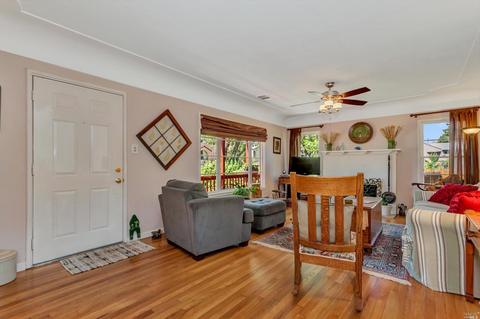 210 Viewmont Ave, Vallejo, CA 94590 photo 5