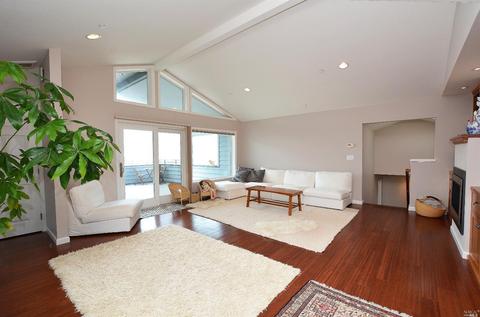 528 Oceana Dr, Dillon Beach, CA 94929 photo 6