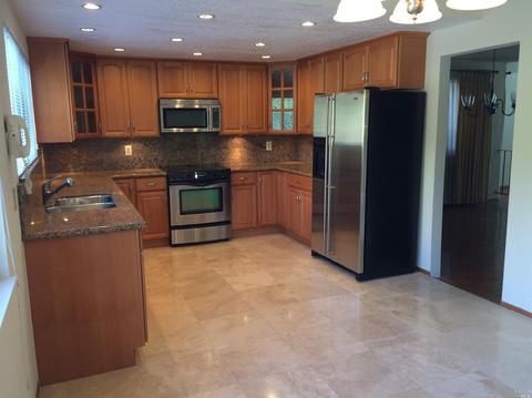 184 Donegal Dr, Vallejo, CA 94589 photo 2