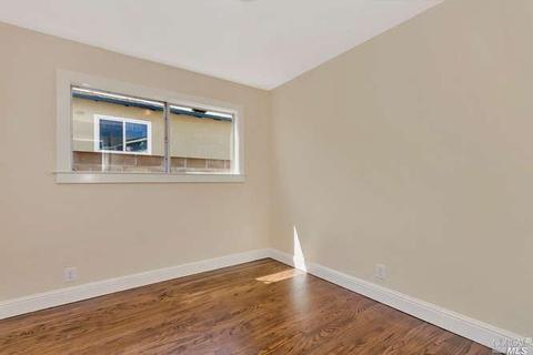 332 Ladera Dr, Vallejo, CA 94591 photo 18