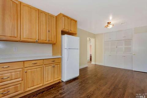 332 Ladera Dr, Vallejo, CA 94591 photo 7