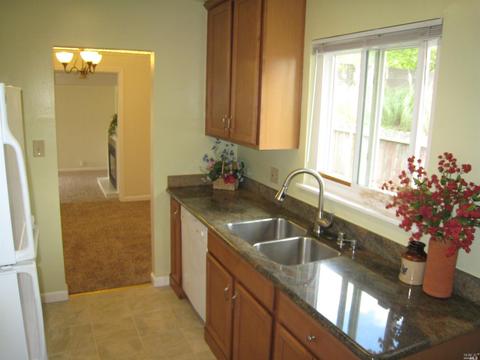 515 Cottonwood Dr, Vallejo, CA 94591 photo 12