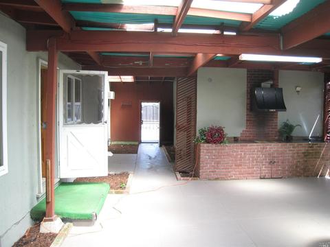 515 Cottonwood Dr, Vallejo, CA 94591 photo 2
