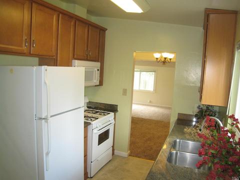 515 Cottonwood Dr, Vallejo, CA 94591 photo 11