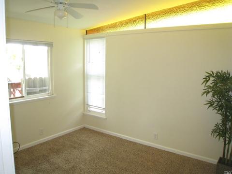 515 Cottonwood Dr, Vallejo, CA 94591 photo 15