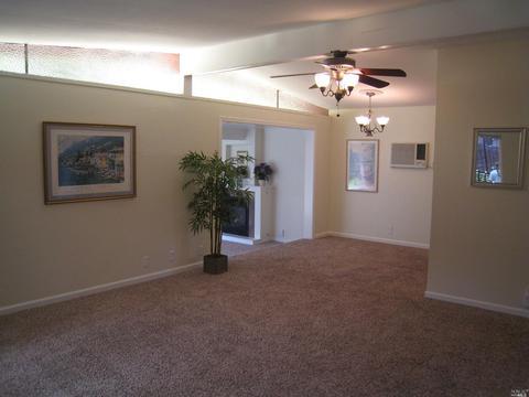 515 Cottonwood Dr, Vallejo, CA 94591 photo 4