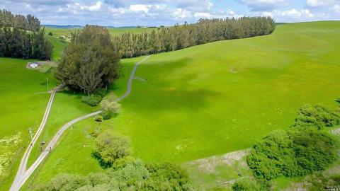 2030 Fallon Rd, Petaluma, CA 94952 photo 4