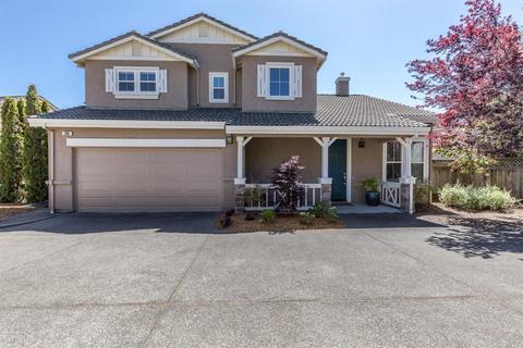 286 Windsor Dr, Petaluma, CA 94952 photo 1