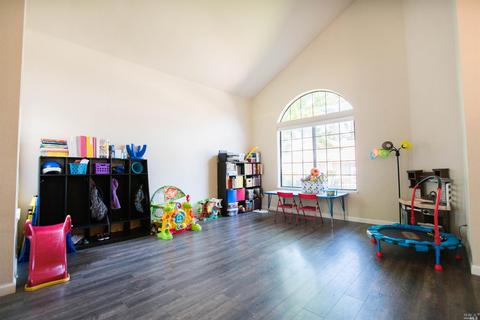 1217 Tanglewood Dr, Fairfield, CA 94533 photo 10
