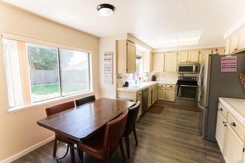 1217 Tanglewood Dr, Fairfield, CA 94533 photo 31