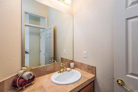 7108 Majestic Ct, Vallejo, CA 94591 photo 17