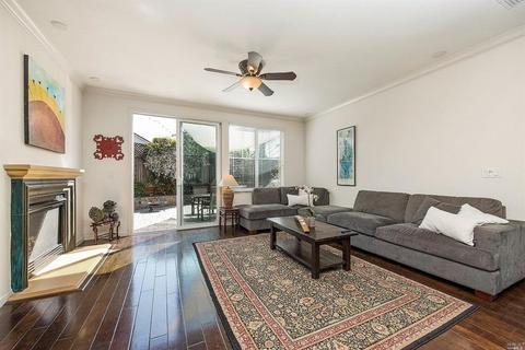115 Willowbend Ct, Napa, CA 94559 photo 4