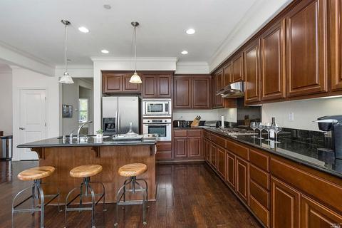 115 Willowbend Ct, Napa, CA 94559 photo 8