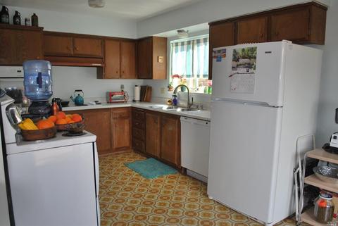 1509 Sarkesian Dr, Petaluma, CA 94954 photo 5