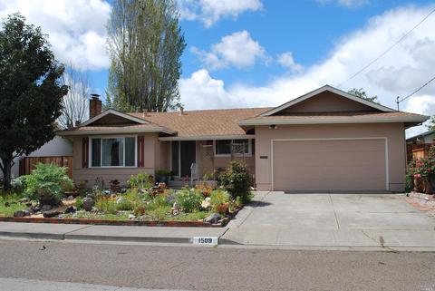 1509 Sarkesian Dr, Petaluma, CA 94954 photo 1