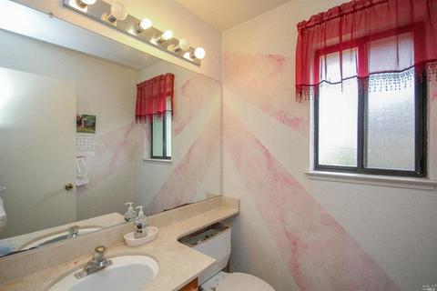 1637 Matthew Dr, Fairfield, CA 94533 photo 12